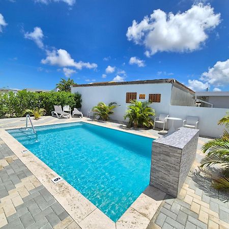 Ocean Breeze Apartments In Aruba Oranjestad Dış mekan fotoğraf