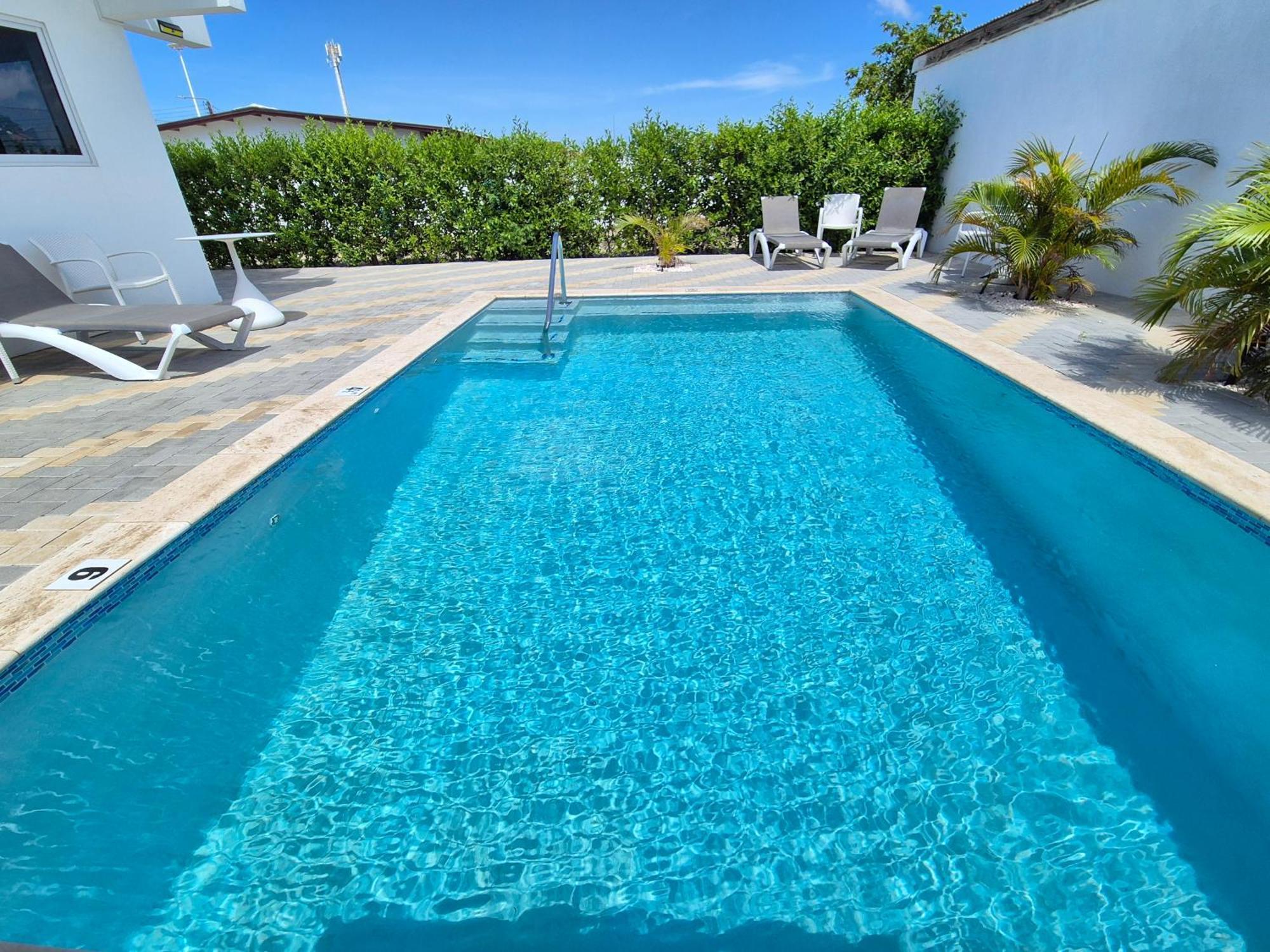 Ocean Breeze Apartments In Aruba Oranjestad Dış mekan fotoğraf